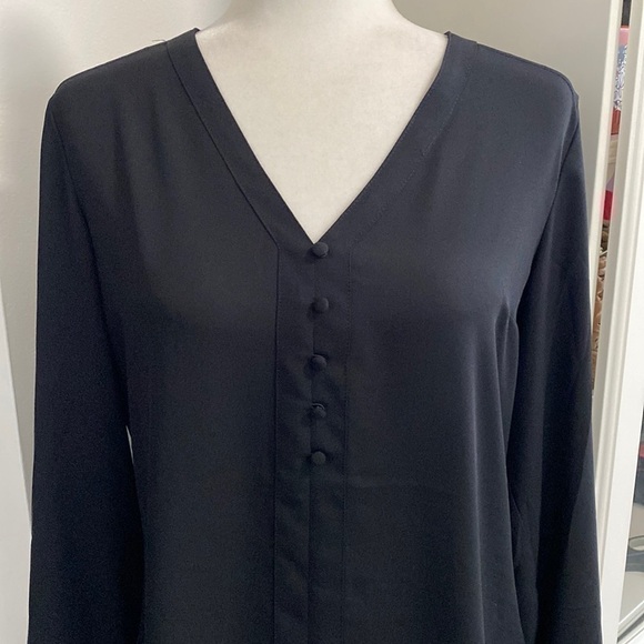 Express Black Portofino V-Neck Button Front Detail Blouse Top Shirt Fall Boho - Picture 2 of 16